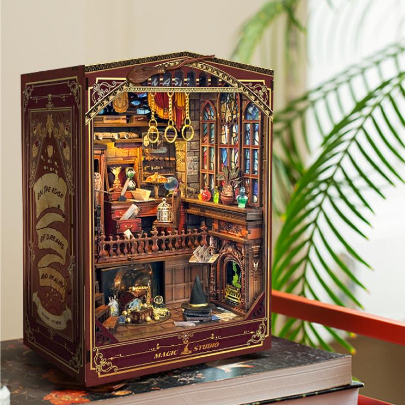 DIY Book Nook Shelf Insert Kit - Model Kit Studio avis et prix