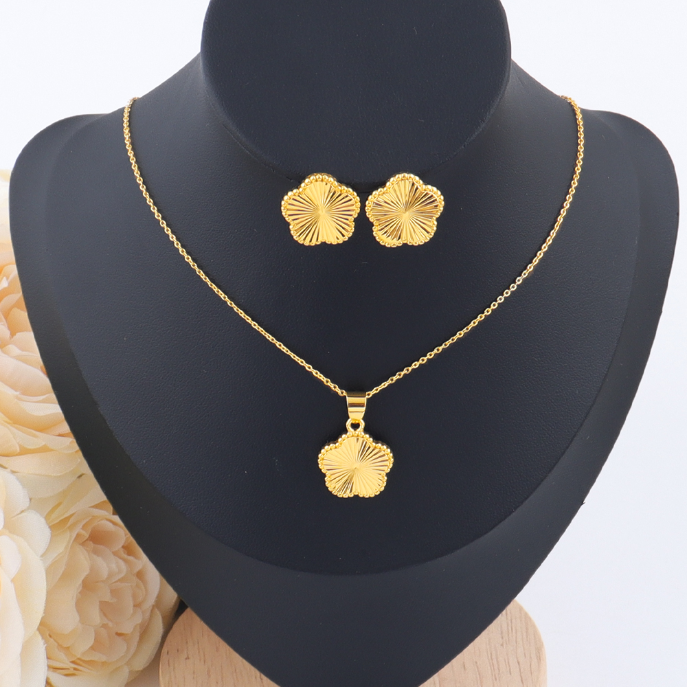 Golden Color Choker Stainless  - Model Kit Iron Man avis et prix