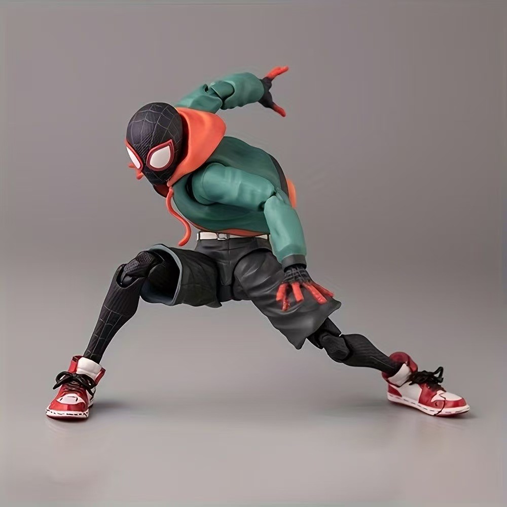 Sv Action Spiderman Miles Mora - Model Kit Thousand Sunny avis et prix