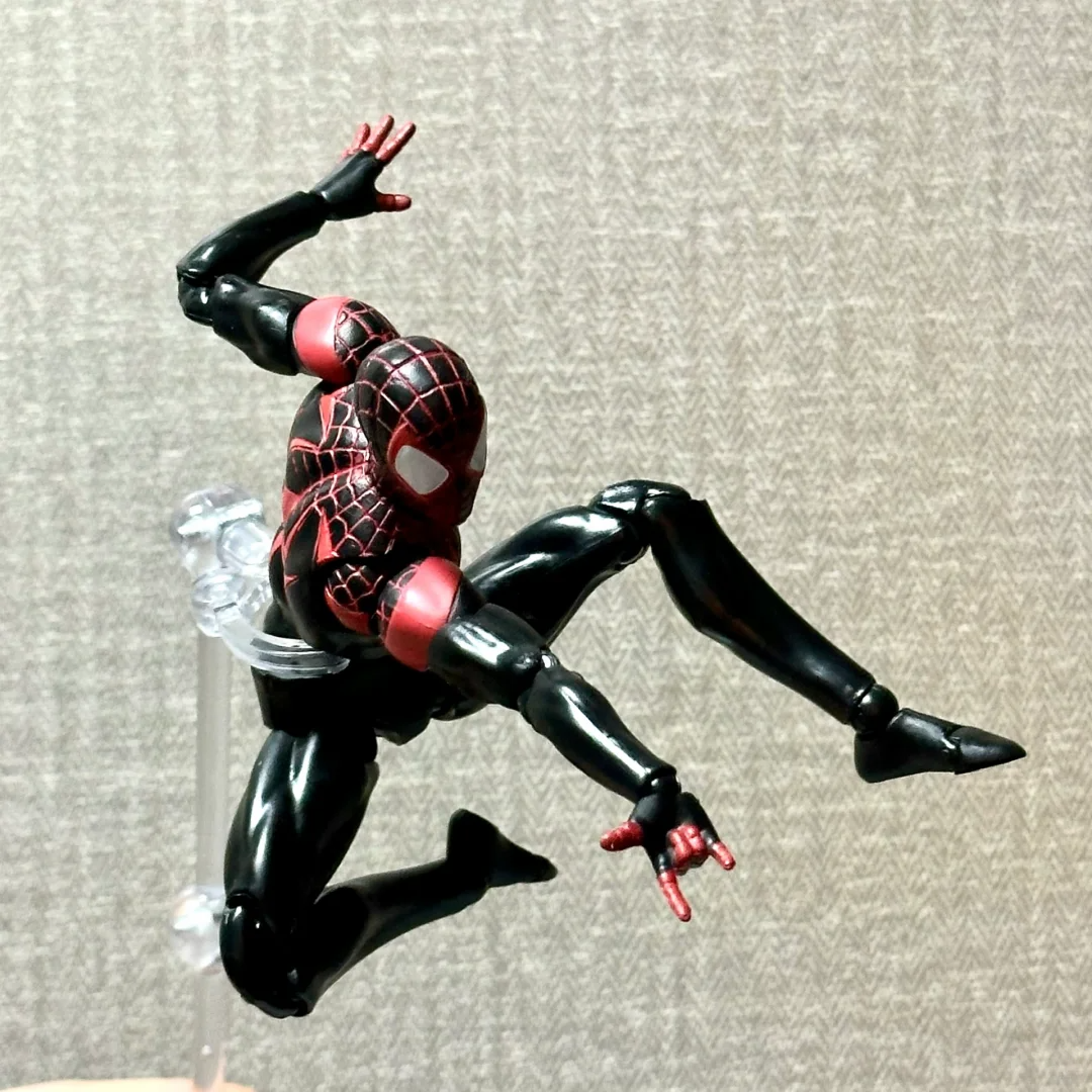Ultimate Miles Morales Spider- - Model Kit Thousand Sunny avis et prix
