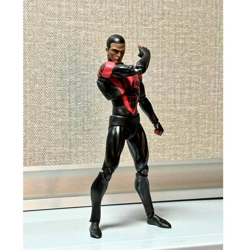 Ultimate Miles Morales Spider- - Model Kit Thousand Sunny avis et prix